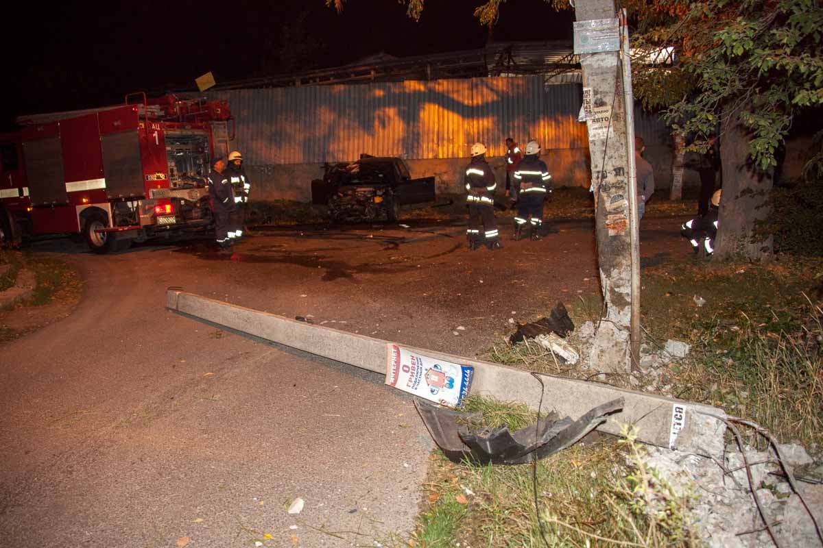 ДТП в Днепре: мужчина на Subaru Impreza разбился насмерть 10