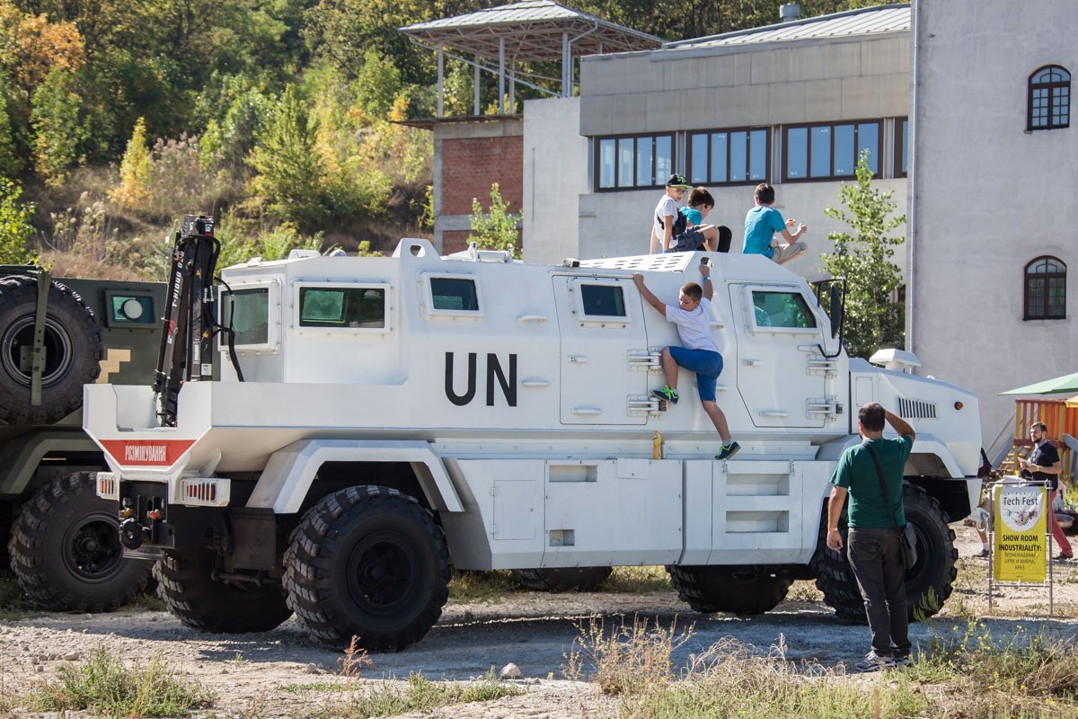Звезда смерти, штурмовики и самый большой спиннер: как в Днепре прошел первый день Interpipe TechFest 8