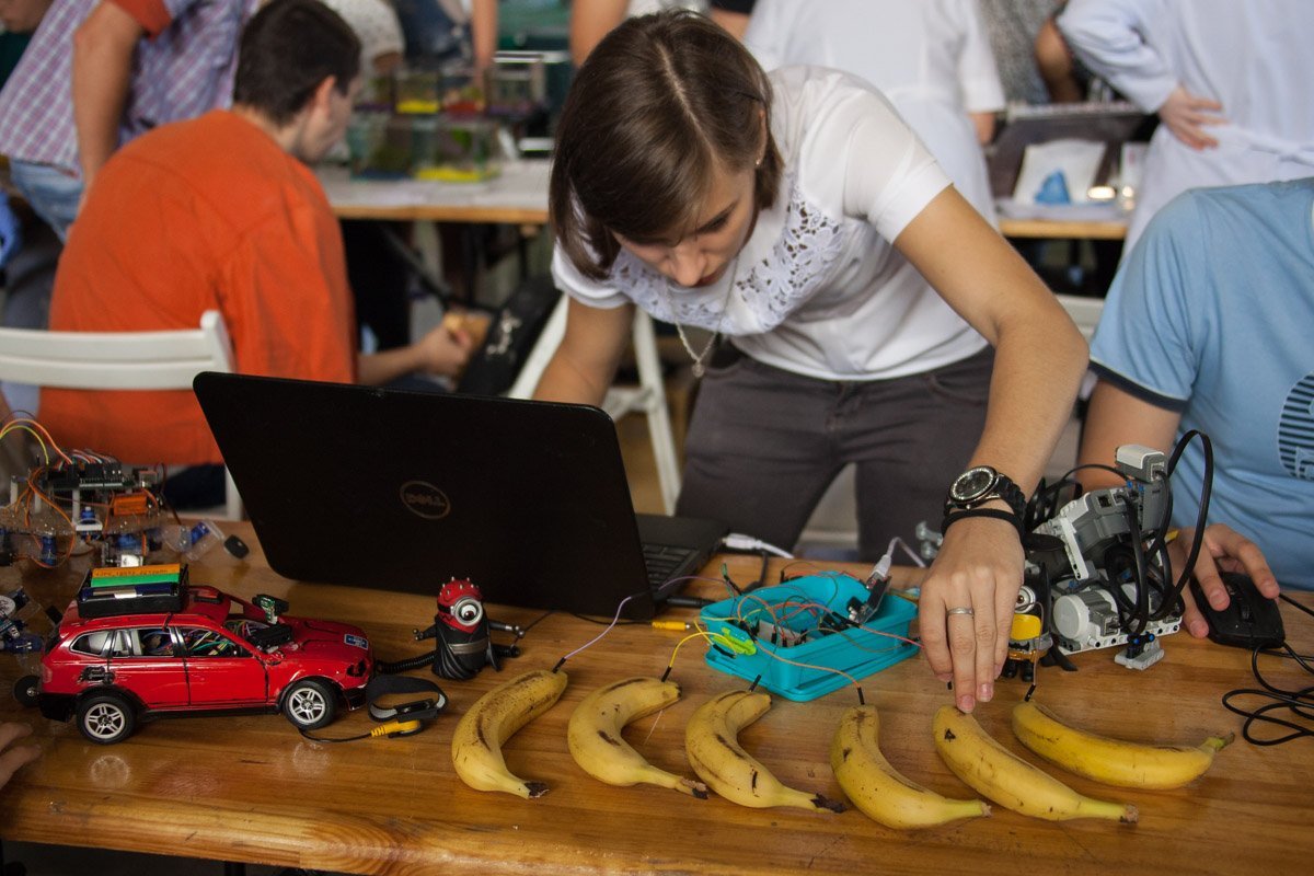 Звезда смерти, штурмовики и самый большой спиннер: как в Днепре прошел первый день Interpipe TechFest 11