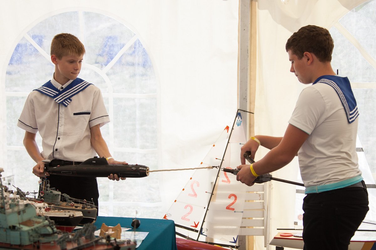 Звезда смерти, штурмовики и самый большой спиннер: как в Днепре прошел первый день Interpipe TechFest 23