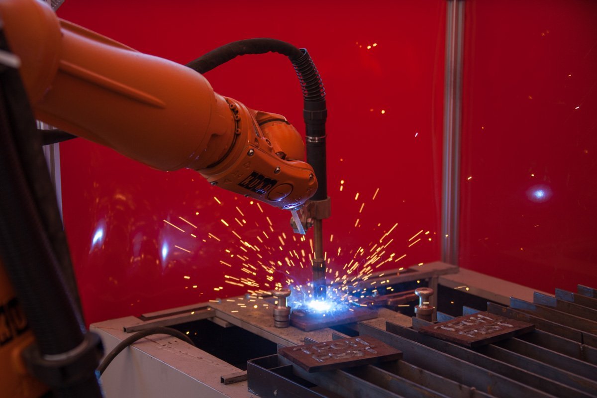 Звезда смерти, штурмовики и самый большой спиннер: как в Днепре прошел первый день Interpipe TechFest 36