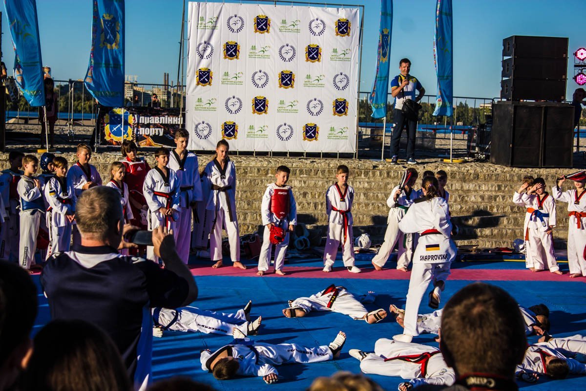 Спортивное шоу на Фестивальном причале: как это было 1