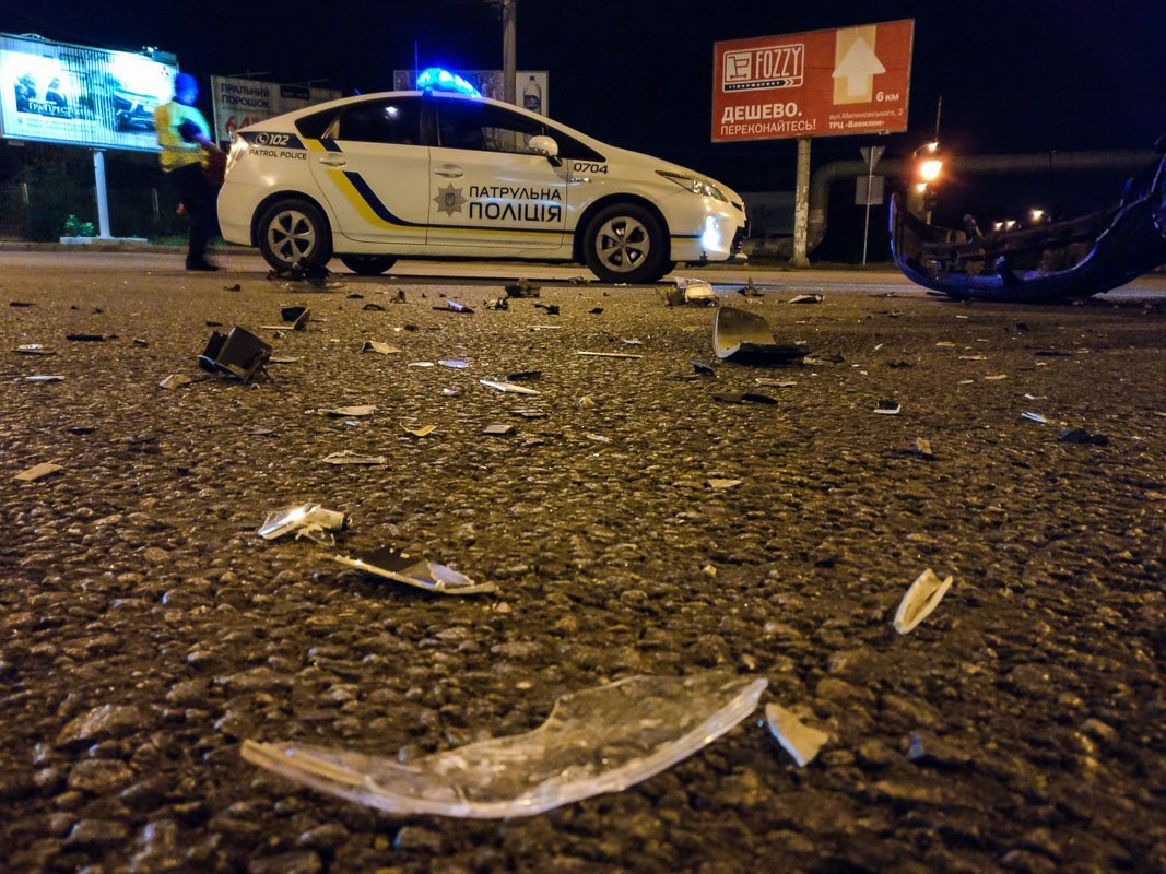 ДТП на Калиновой: Volkswagen на большой скорости влетел в Lanos 3