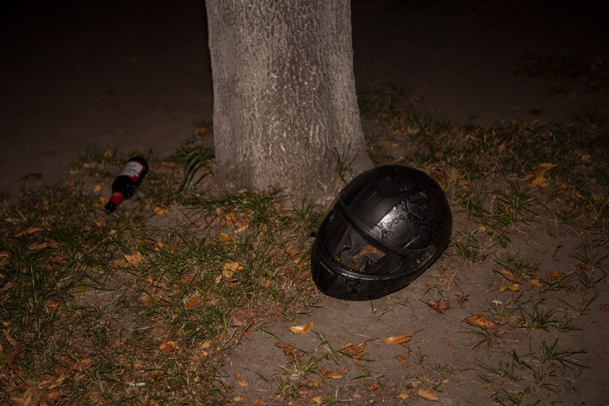 На проспекте Богдана Хмельницкого мотоцикл Kawasaki сбил женщину 3