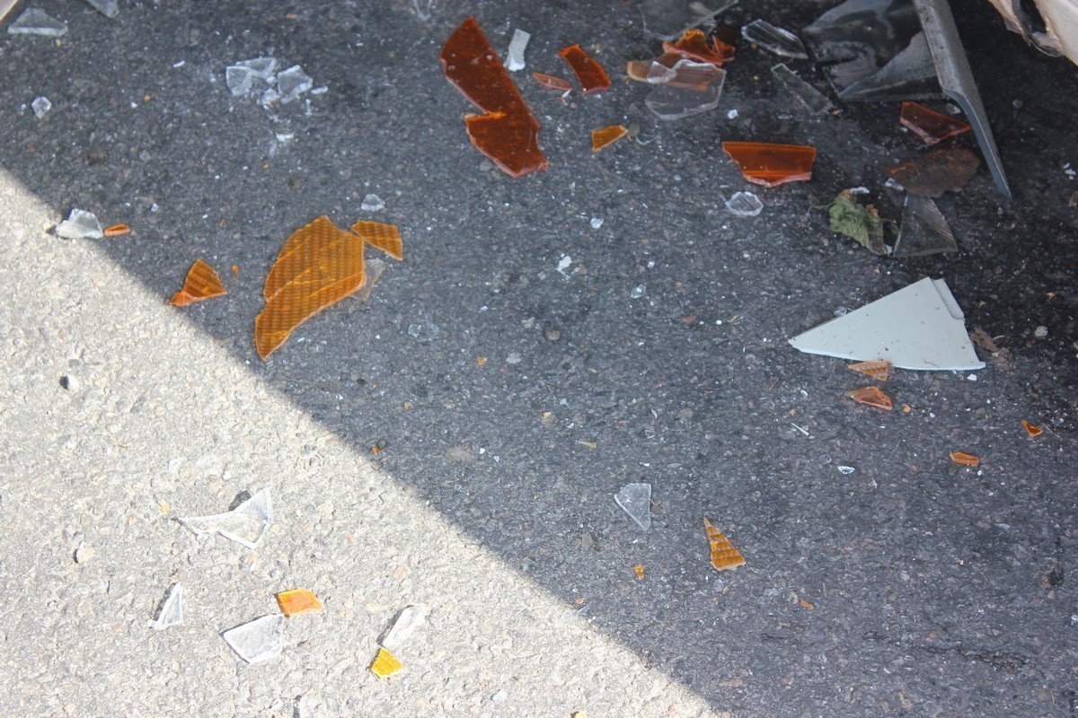 На Калиновой столкнулись Таврия и Renault: есть пострадавший 5