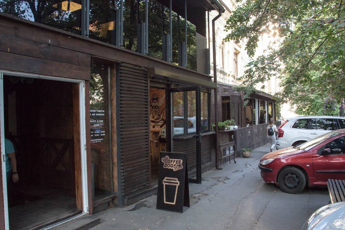 ГастроблоХ: где самые вкусные хот-доги в Днепре 3