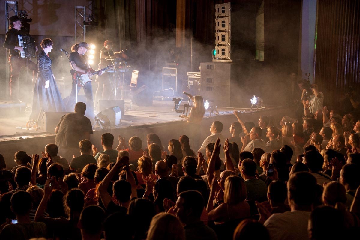 Соня Сотник выступила в Днепре с рок-концертом: как это было 4