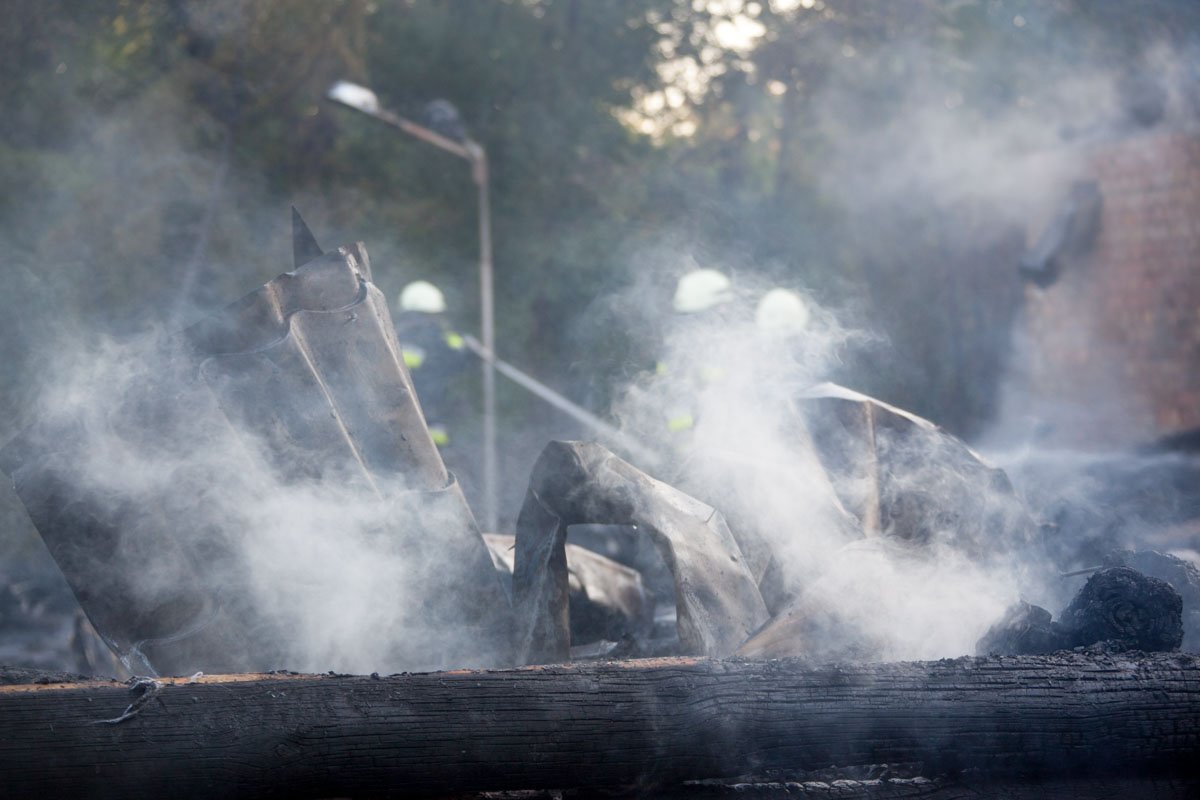 На Слобожанском проспекте сгорел ресторан «Карпаты» 1