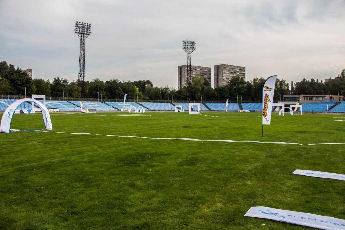 Недетское хобби: в Днепре стартовал Кубок Мира по дрон-рейсингу 1