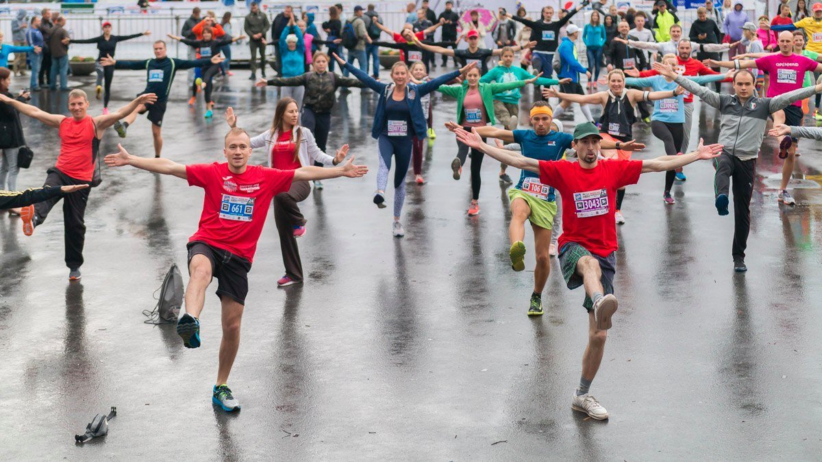 Спорт под дождем: как Днепр бежал Dnipro ATB Marathon 1