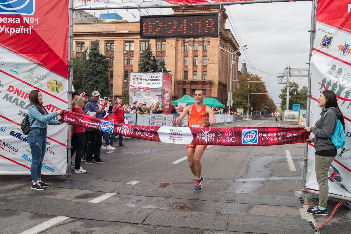 Спорт под дождем: как Днепр бежал Dnipro ATB Marathon 9