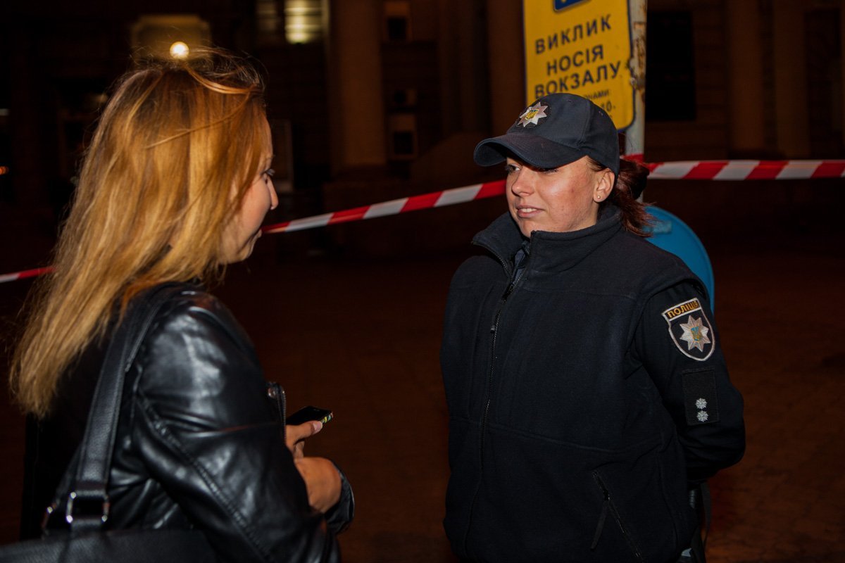 В Днепре заминировали ж/д вокзал: эвакуировали пассажиров и работников 1