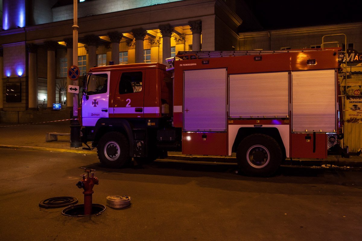 В Днепре заминировали ж/д вокзал: эвакуировали пассажиров и работников 4