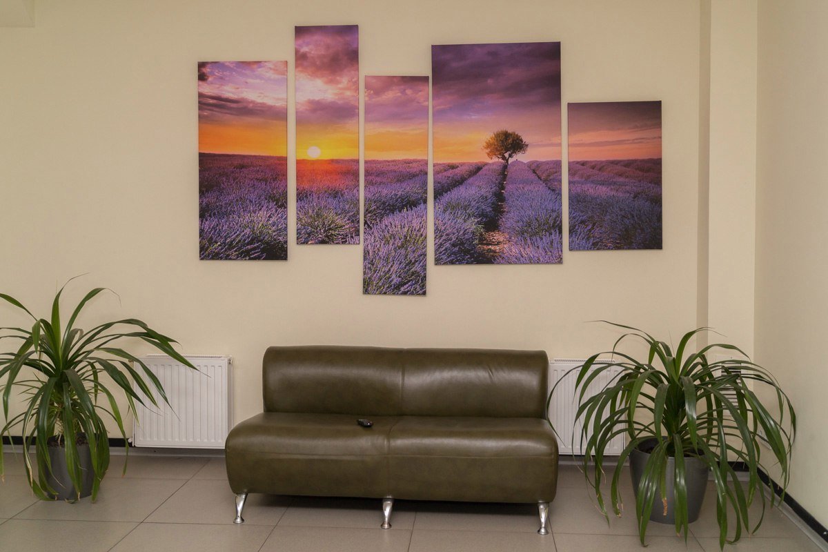 Только до конца сентября консультация врачей хирургической клиники "Гарвис" стоит всего 150 грн 2