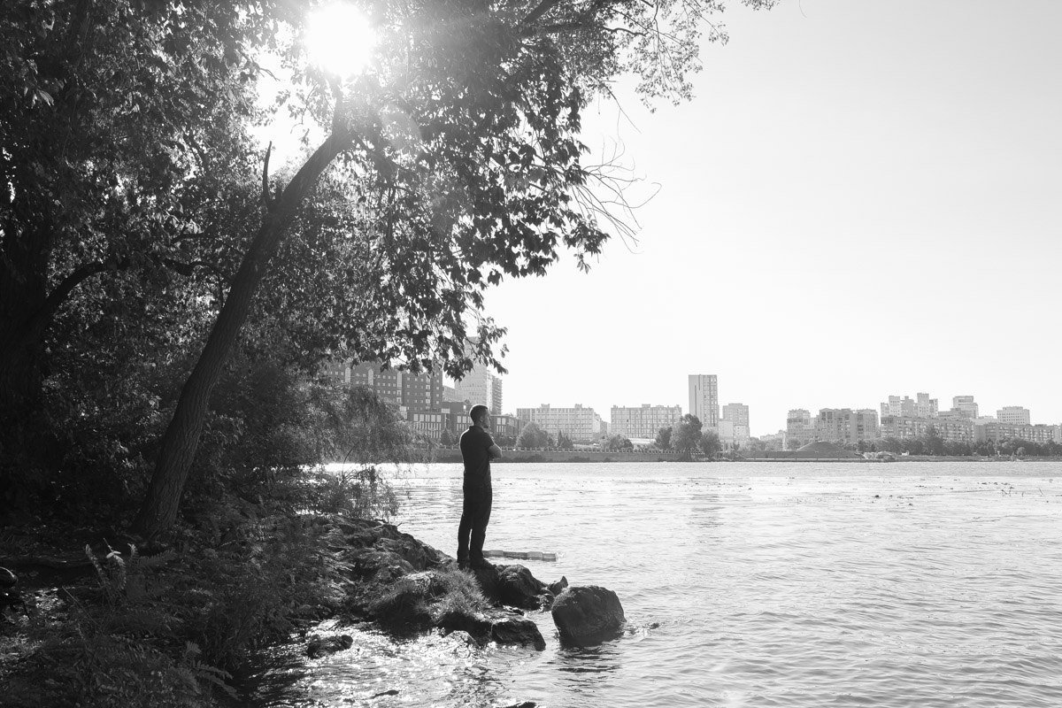 Где в Днепре атмосферно погрустить пацану 9