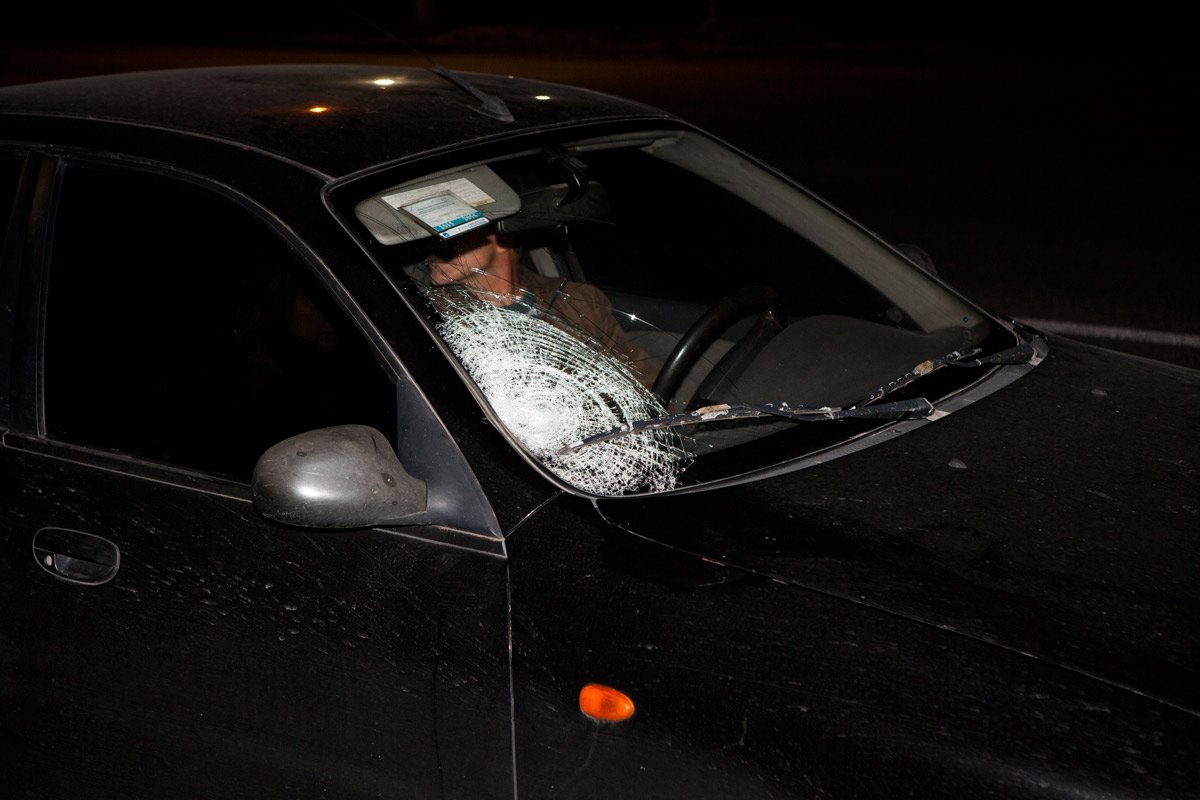 На Маршала Малиновского Lanos насмерть сбил женщину 2