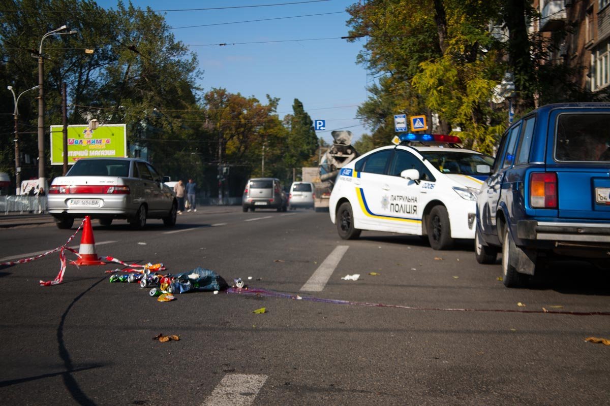 На 12 квартале Ford сбил женщину и скрылся: у пострадавшей серьезные травмы 5