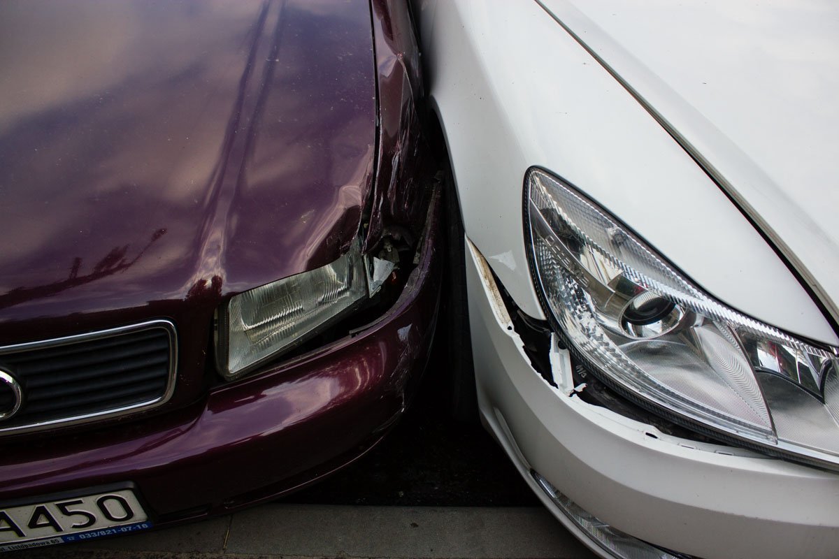 ДТП на Хмельницкого: пострадали 3-летняя девочка и женщина 2