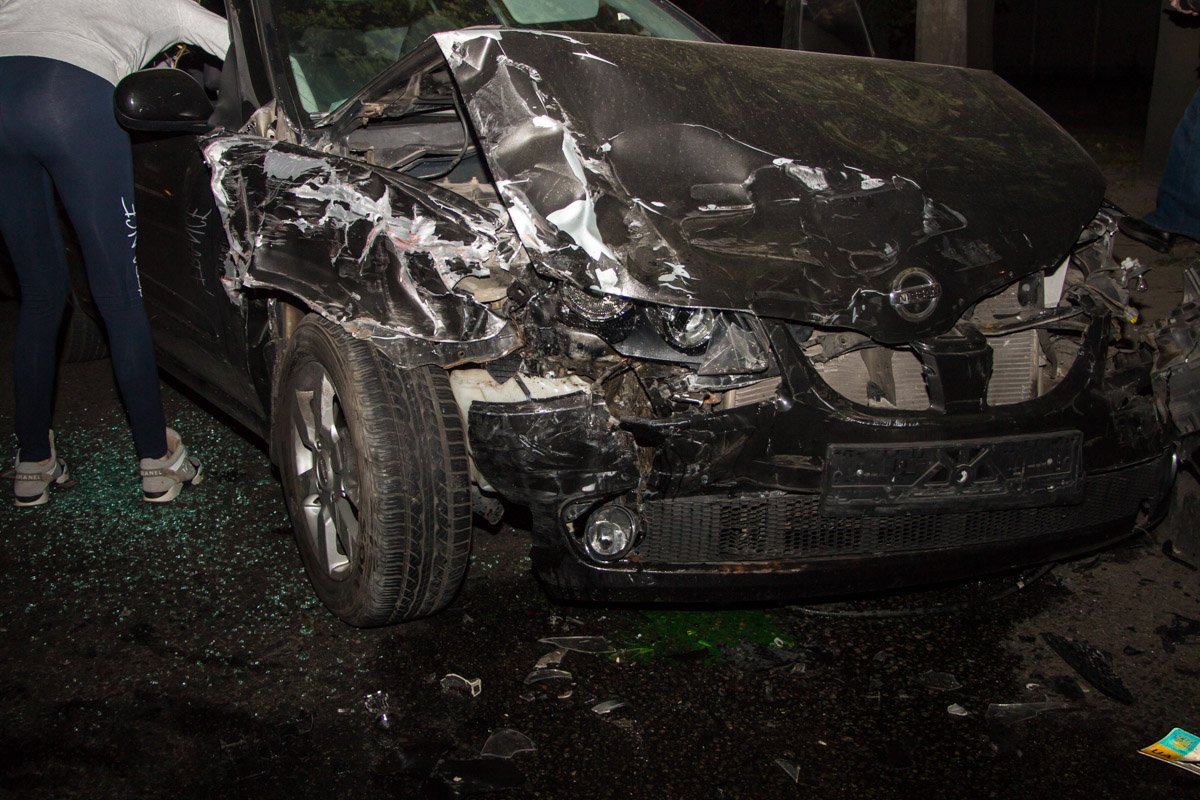 ДТП на Макарова: пострадала беременная женщина с ребенком 5