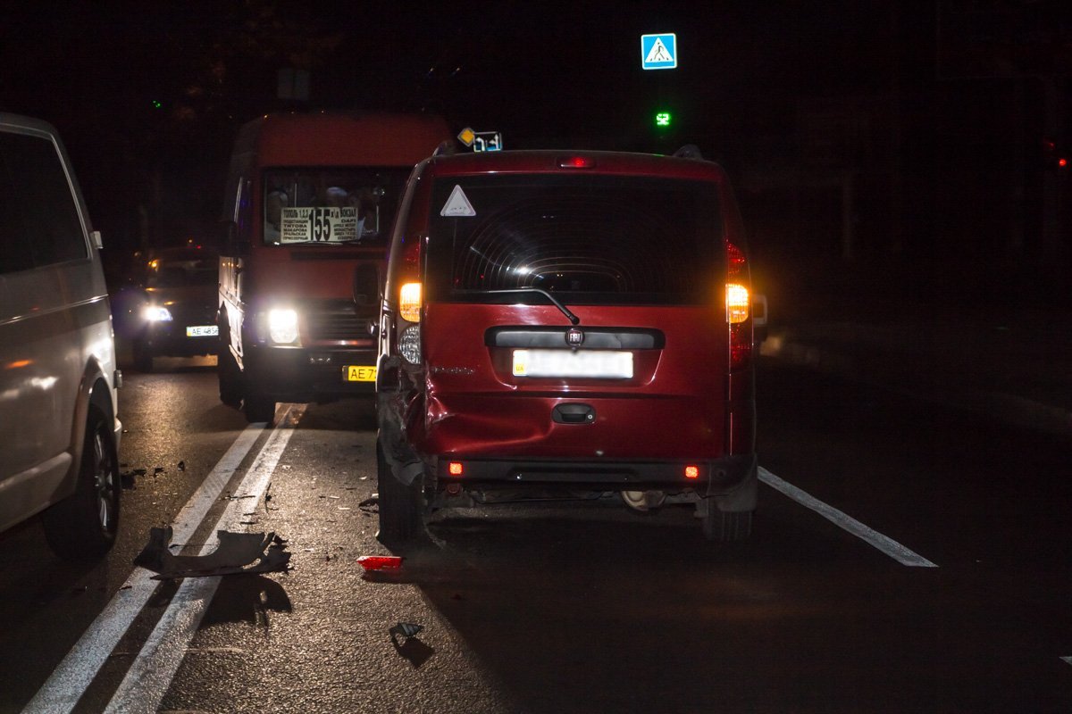 ДТП на Макарова: пострадала беременная женщина с ребенком 6