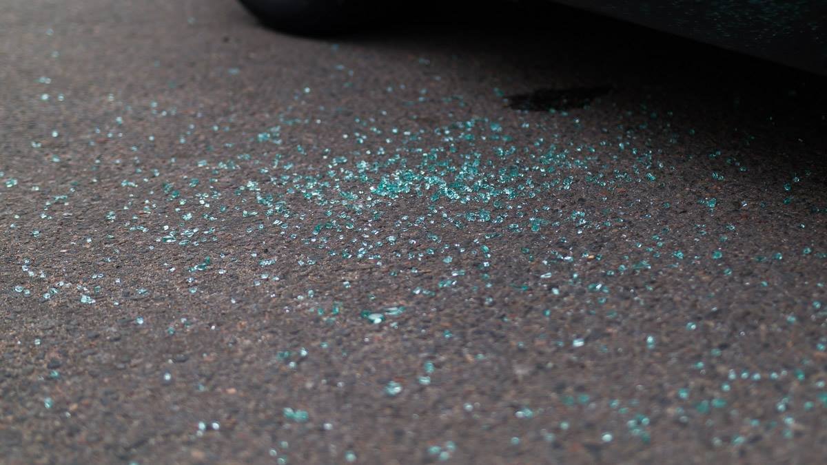 На левом берегу Днепра задержали водителя, находившегося в розыске 2