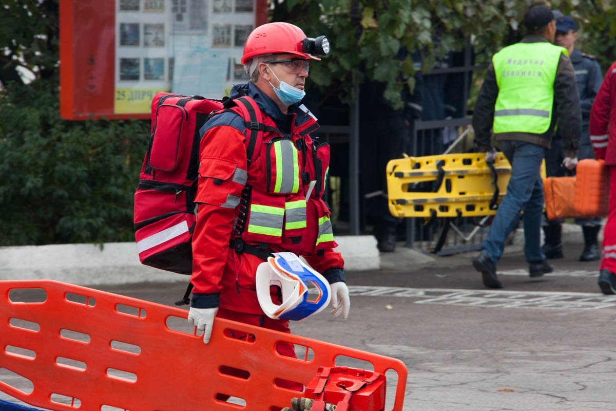 Полиция и 12 бригад "скорой помощи": что происходило в Приднепровске 2