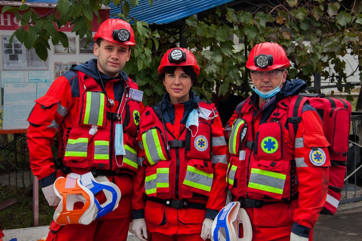 Полиция и 12 бригад "скорой помощи": что происходило в Приднепровске 12