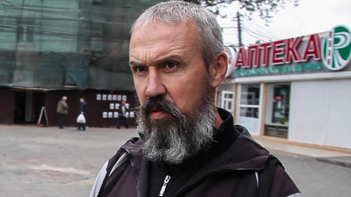 Шанс на исправление и бесплатная еда: как помогают бездомным на Привокзальной площади 1