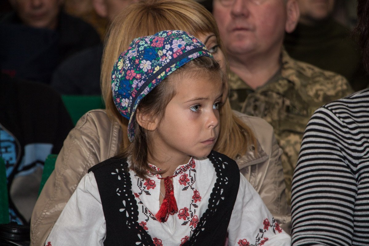 В Днепре Ада Роговцева встретилась с военными: подробности 4