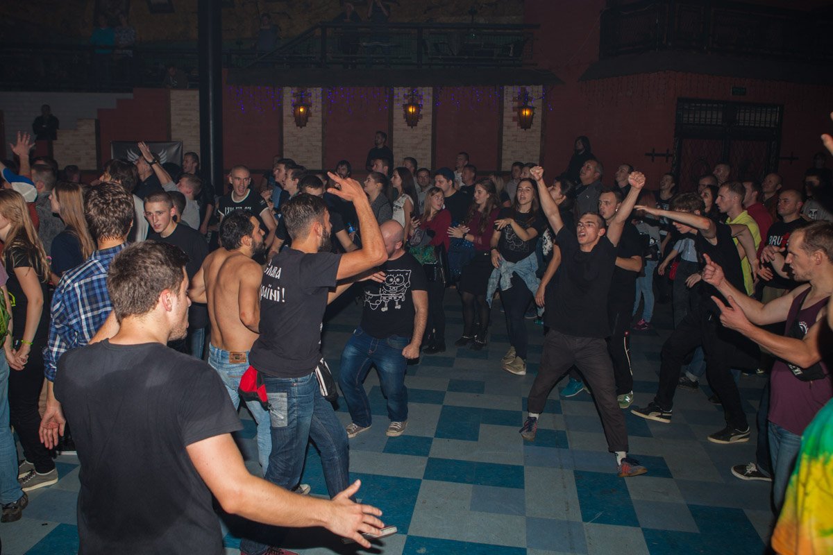 В Днепре Brutto показали настоящий панк-рок: как это было 11