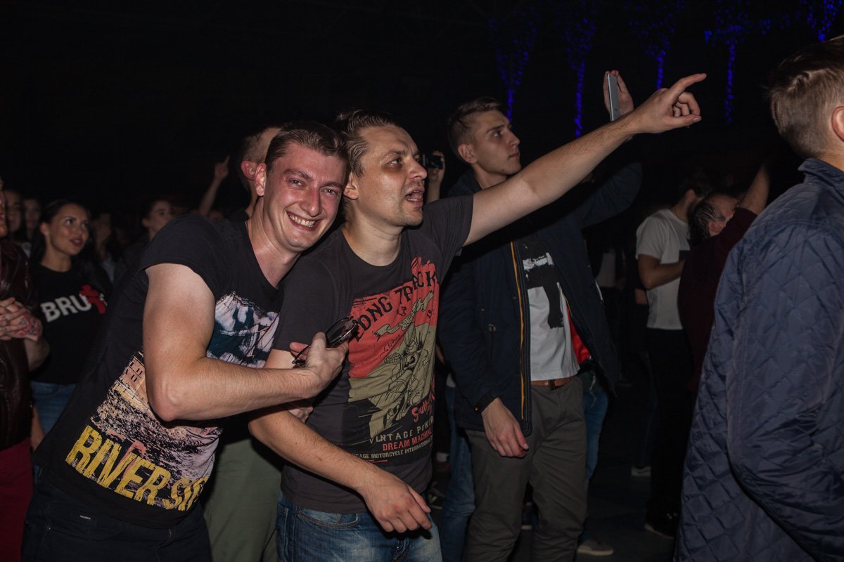 В Днепре Brutto показали настоящий панк-рок: как это было 21