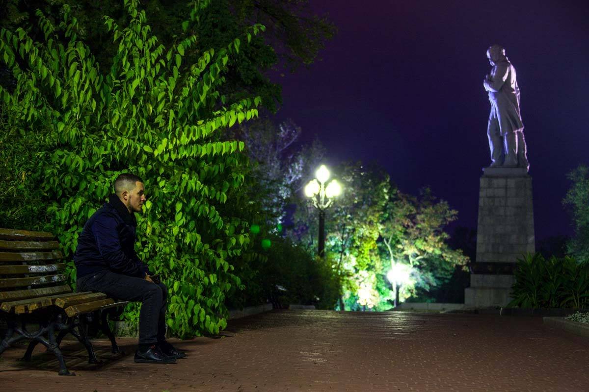 Огни ночного города манят: где можно прогуляться ночью в Днепре 5