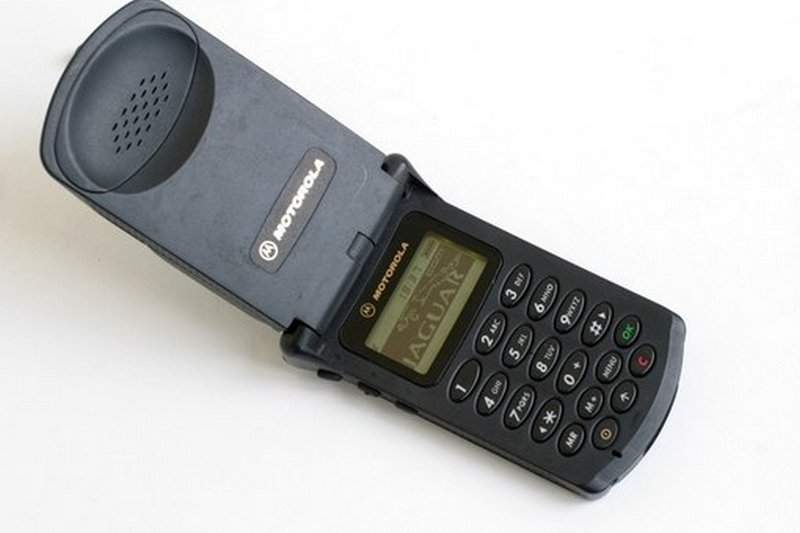 Как изменились мобильные телефоны за 40 лет 3