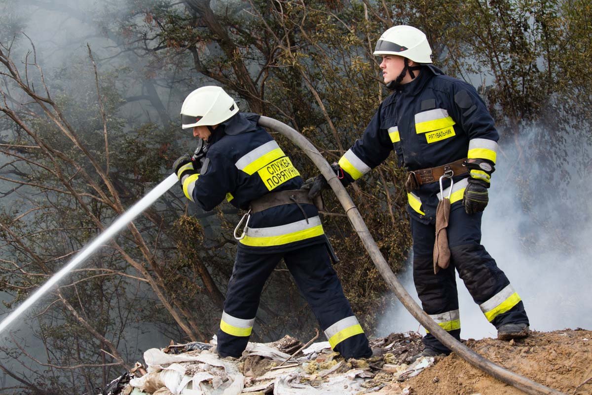 В Днепре в районе Телевизионной горела балка 5