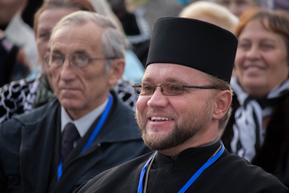 Участники шоу "Голос країни" выступили на Фестивальном причале 12