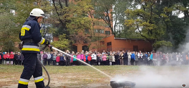 В Днепре из школы эвакуировали 400 детей: подробности 2