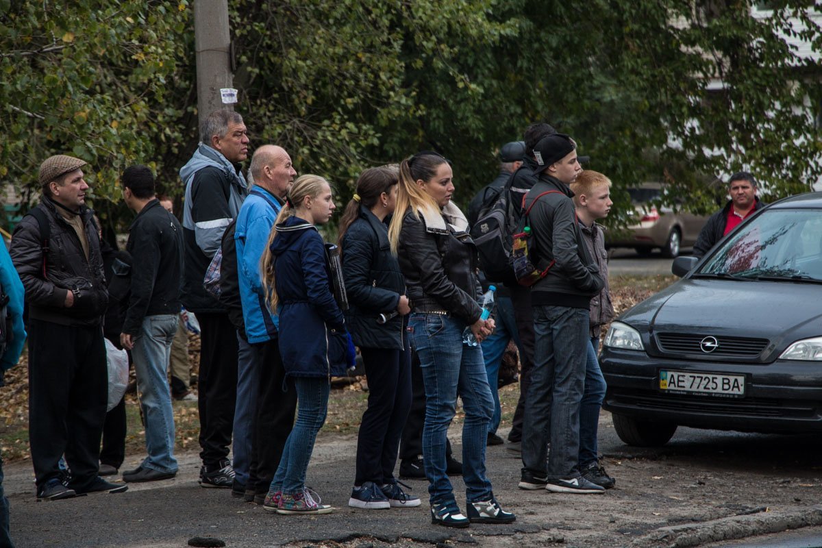 Смертельное ДТП на Семафорной: погибшего вырезали из автомобиля BMW 1