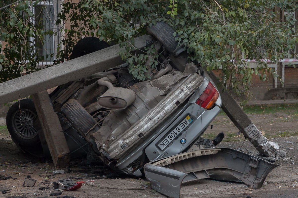 Смертельное ДТП на Семафорной: погибшего вырезали из автомобиля BMW 7