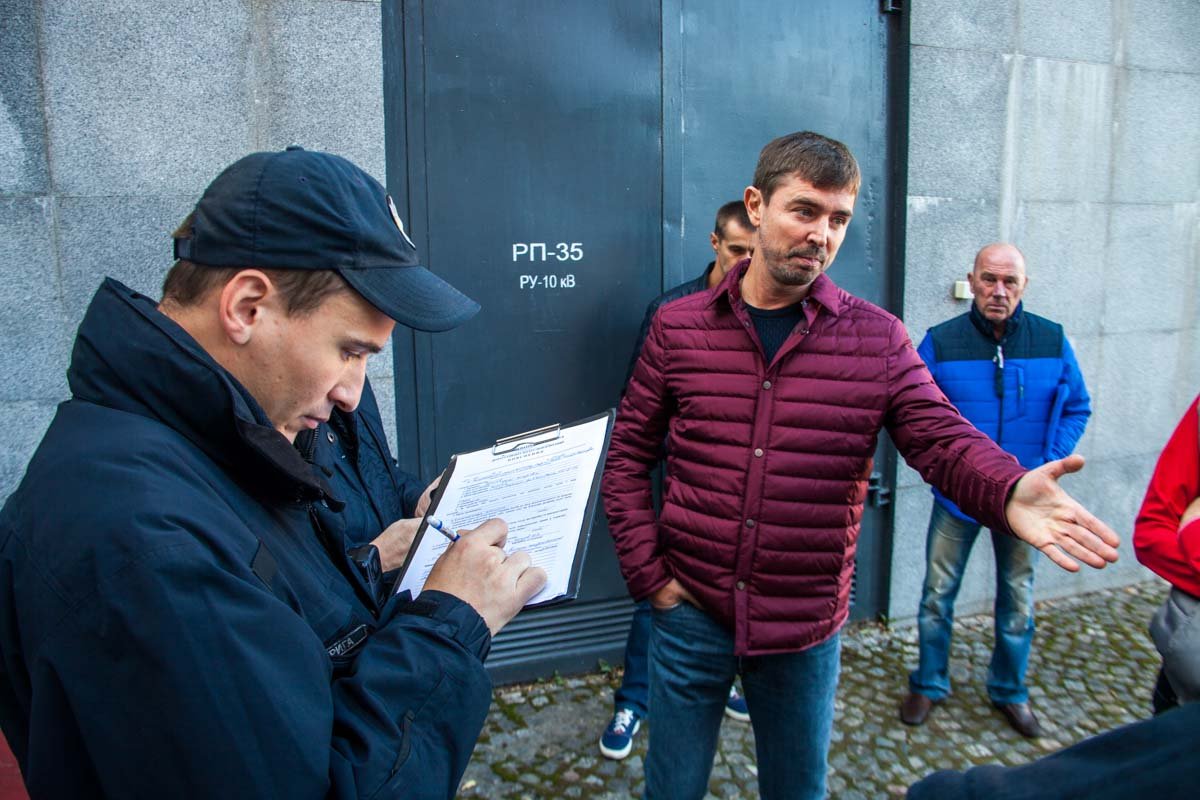 Жители элитных "Башен" на Вернадского остались без света и воды 2