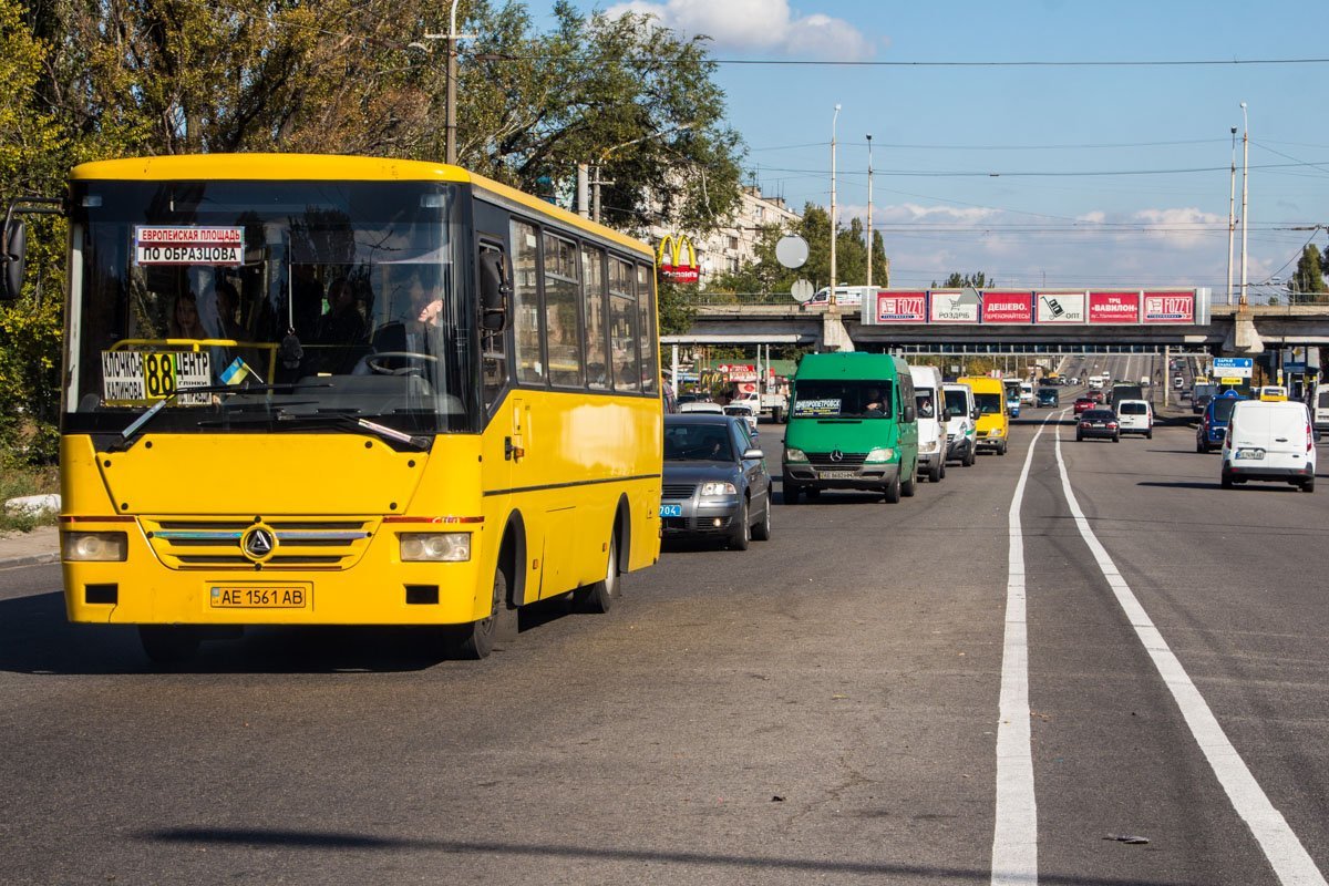 Как полиция и Муниципальная варта совместно патрулируют Новый мост 5