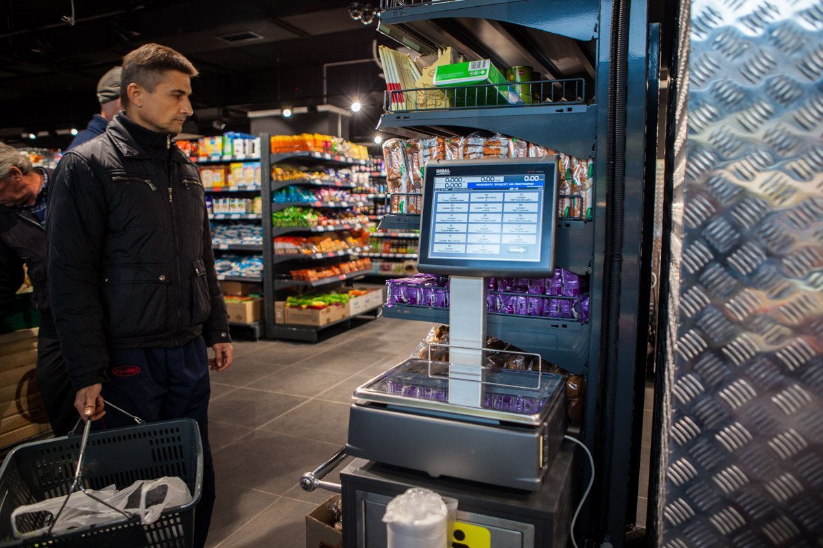 На проспекте Поля открылся новый «элитный» АТБ: ревизия супермаркета 6