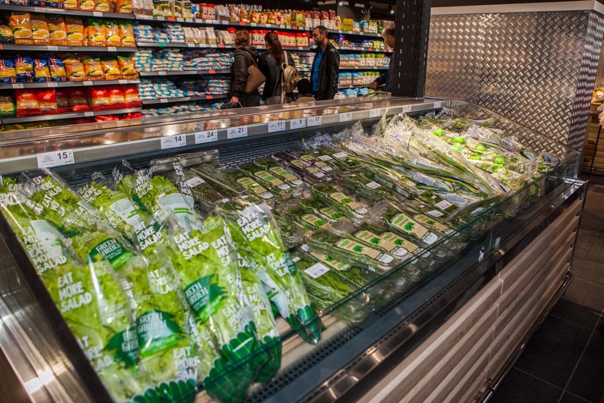 На проспекте Поля открылся новый «элитный» АТБ: ревизия супермаркета 11