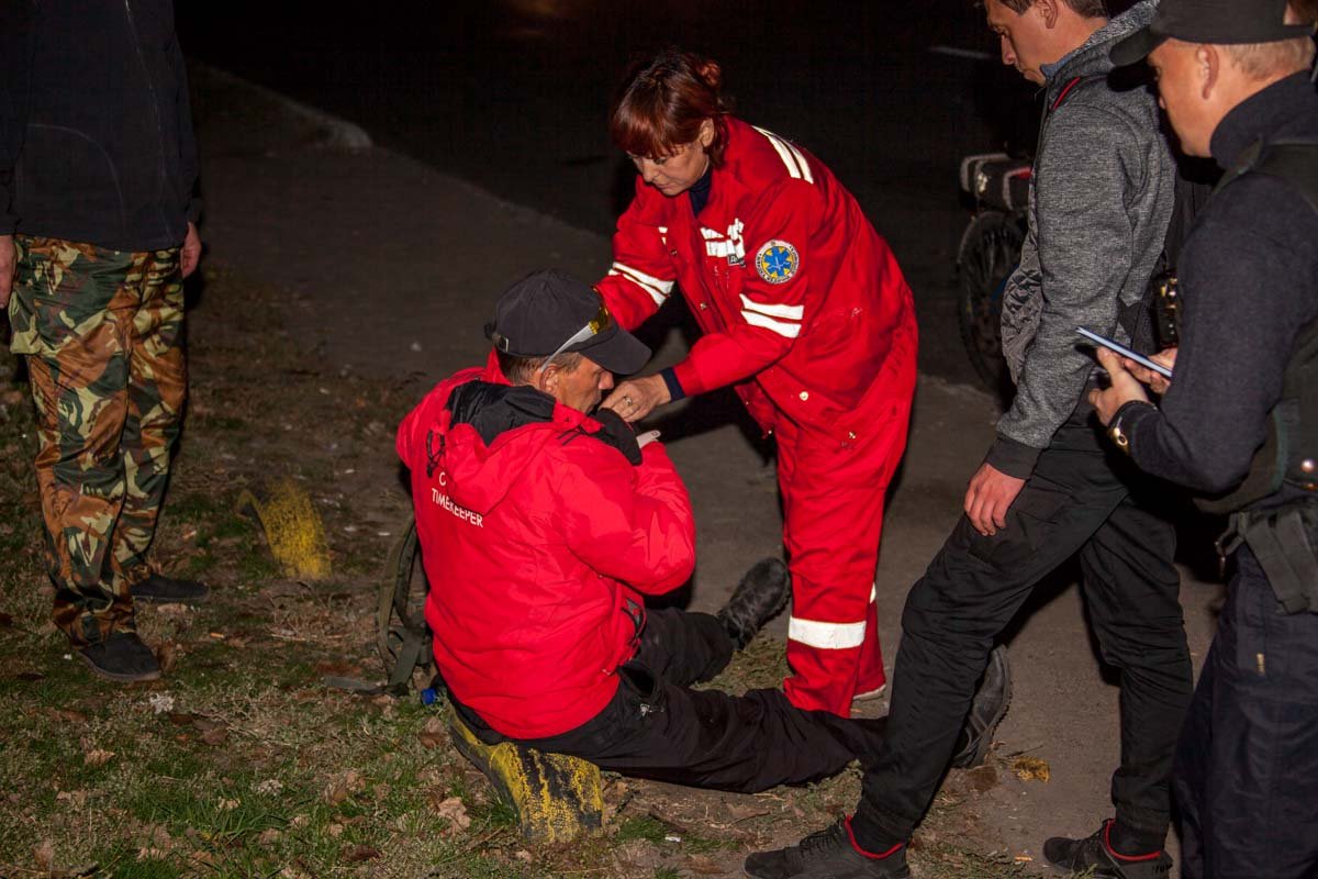 Возле «Каравана» ВАЗ-21099 сбил велосипедиста и скрылся 2