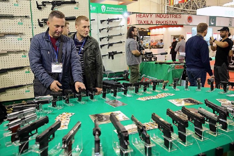 У Нацполиции Украины будет новая форма и современное оружие 2