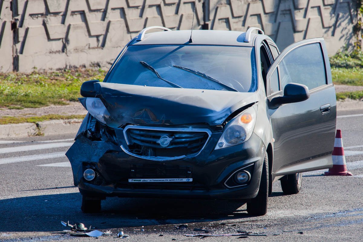 ДТП на Александра Гальченко: от столкновения с Renault загорелся Ravon 2