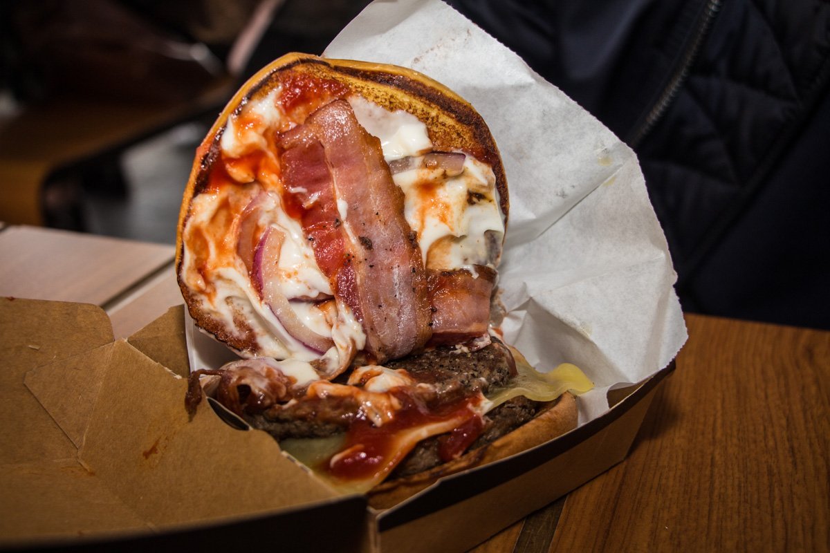 Новый бургер от McDonald’s: дегустация, цена и состав 4