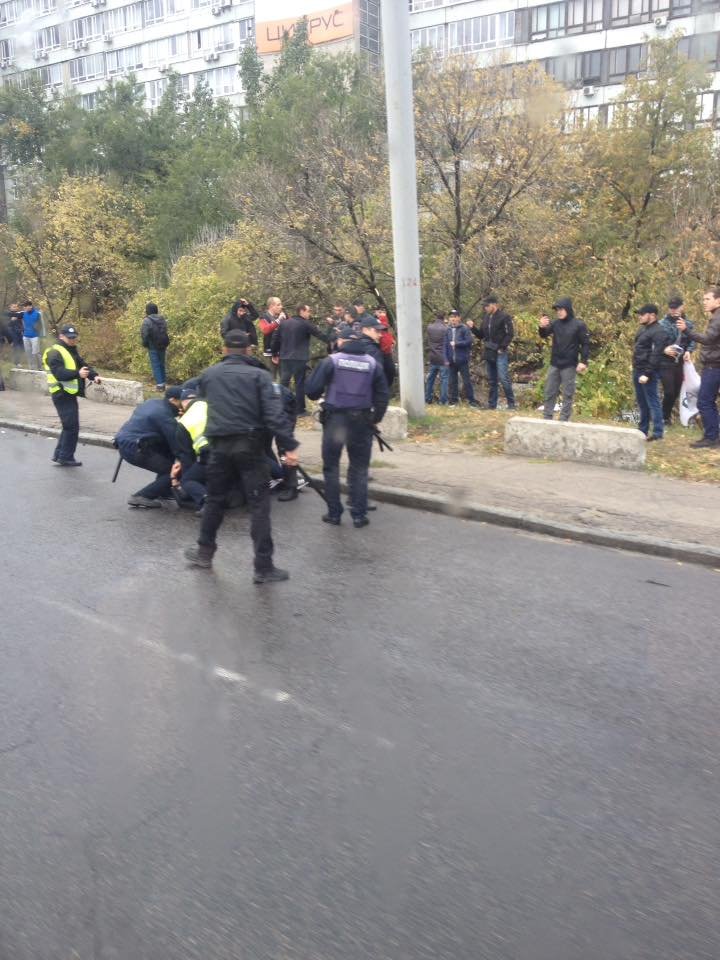 Митинг на Новом мосту: активистов задержали с применением спецсредств 1