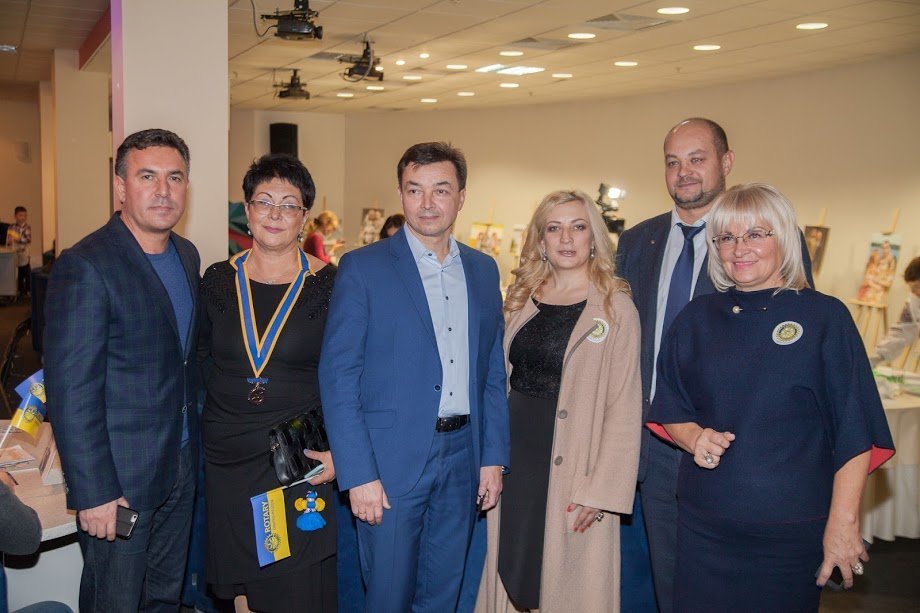 Відомі шеф-кухарі світу провели кулінарний майстер-клас для дітей бійців АТО 2