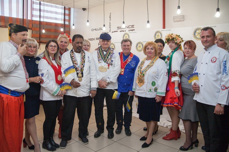 Відомі шеф-кухарі світу провели кулінарний майстер-клас для дітей бійців АТО 5