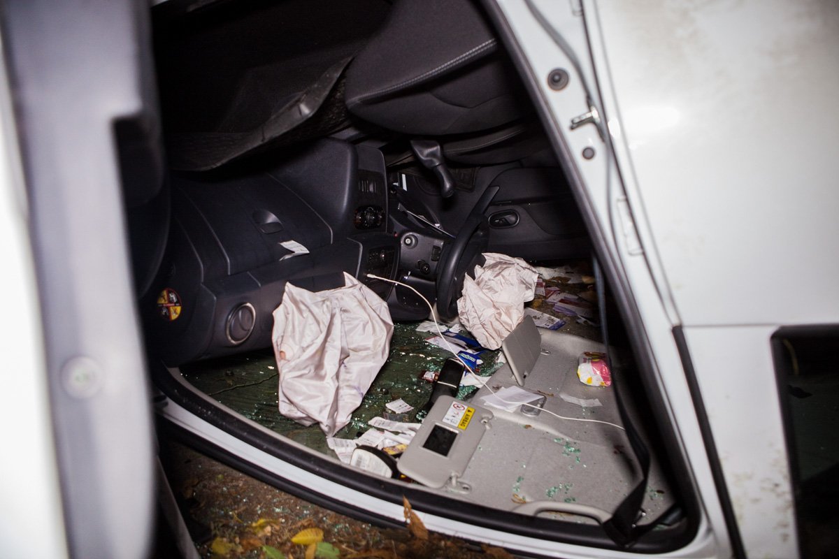 Загадочное ДТП: на Филиппа Орлика перевернулся Renault 6